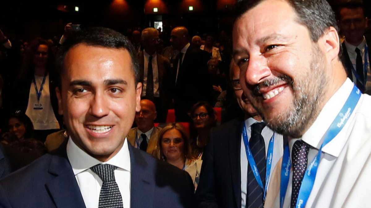 Immagine di Il ricatto ai Benetton del M5s rivela la disperazione su Alitalia