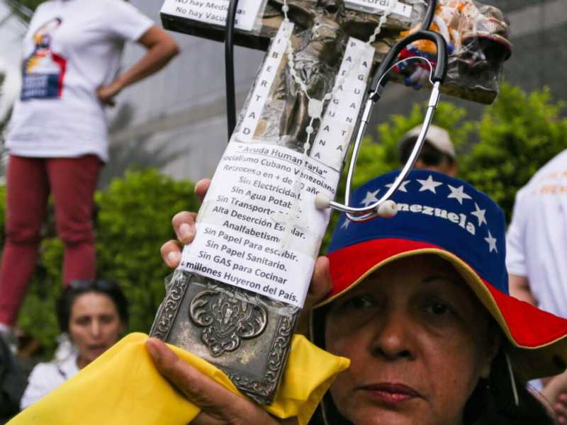 Manifestazione a Caracas (LaPresse)