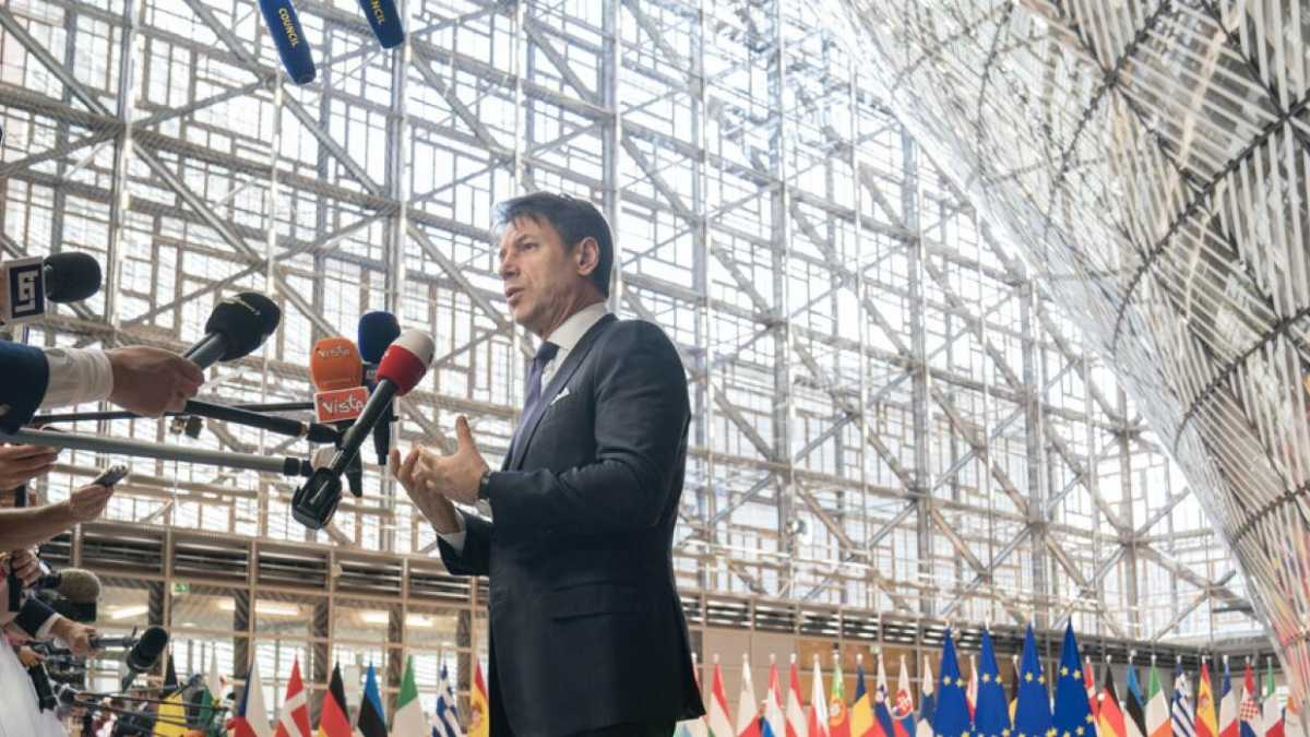 Immagine di Le trattative per le nomine Ue e il solito problema rifiuti a Roma