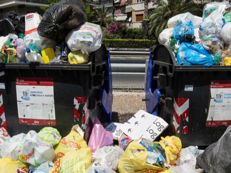Così a Roma Raggi ha raggiunto l'obiettivo “zero rifiuti”. Raccolti