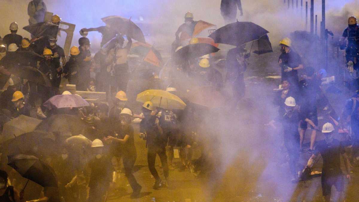 Immagine di Il nuovo scontro tra Salvini e i magistrati e gli arresti a Hong Kong