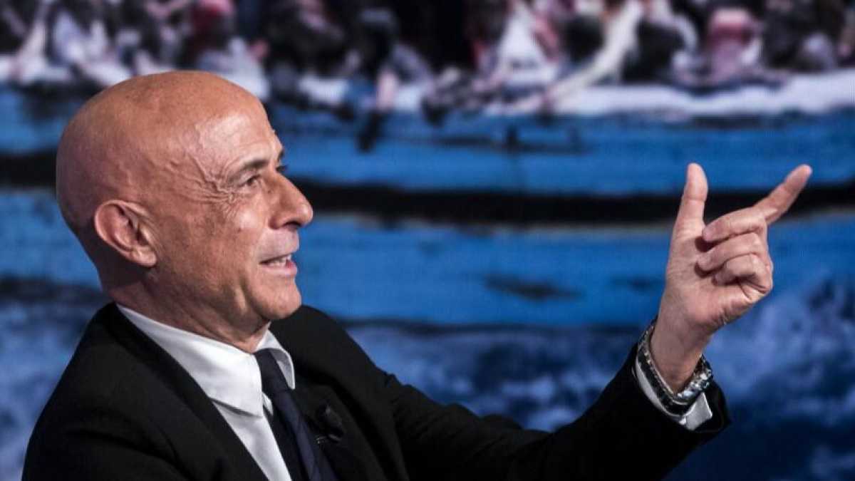 Immagine di Che cosa c’è dietro il cambio di schema nel Pd sulla Libia e le motovedette