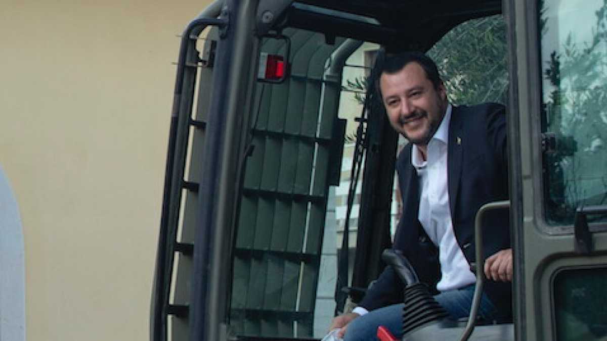 Immagine di Salvini sull’autonomia non usa la ruspa