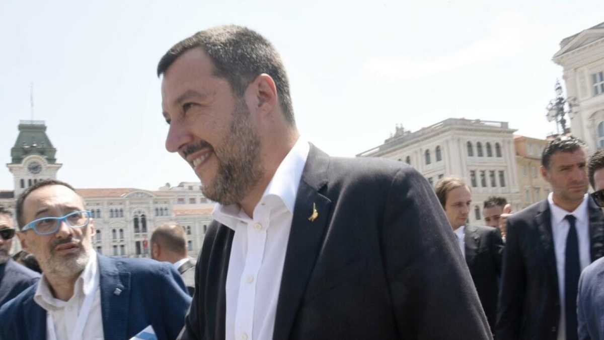Immagine di Tutte le sentenze che riportano la legge di Salvini con i piedi per terra