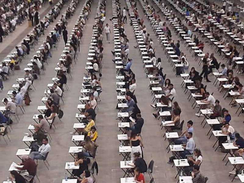 Reddito di cittadinanza, il concorso per Navigator alla Fiera di Roma (foto LaPresse)