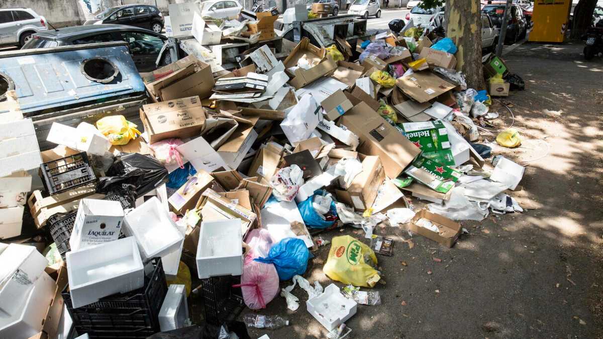 Immagine di A Roma continua l'emergenza rifiuti