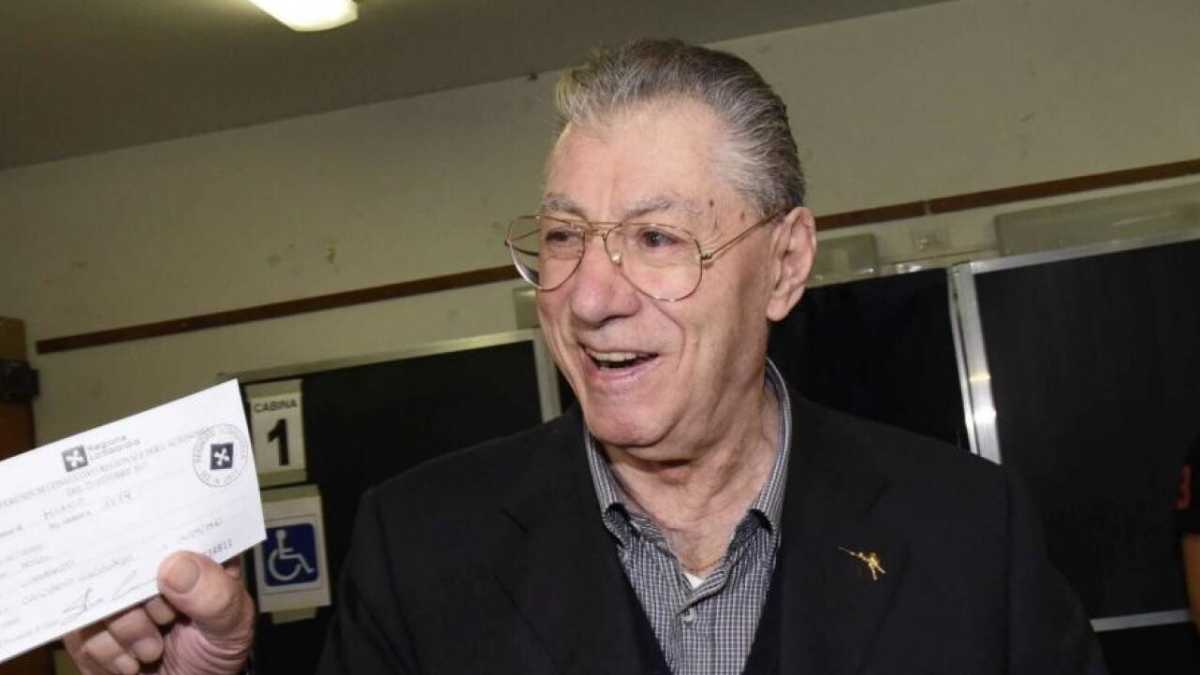 Immagine di Storia occulta della Lega che al federalismo ha sostituito l’antimondialismo di Putin