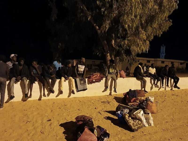 Migranti sopravvissuti all'attacco di Tajoura dello scorso 2 luglio (foto LaPresse)