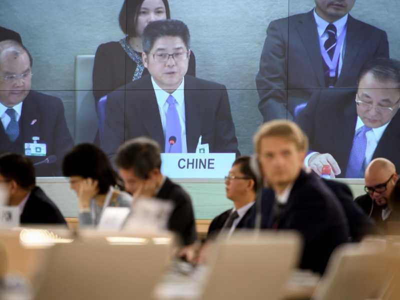Il viceministro degli Esteri cinese Le Yucheng nel 2018 al Consiglio per i diritti umani dell'Onu (LaPresse)