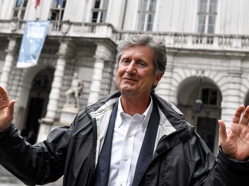 Salone dell'Auto, la sindaca di Torino Appendino revoca le deleghe al vicesindaco Guido Montanari 