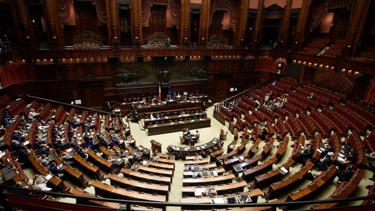 Immagine di Sul fine vita decida il Parlamento, non i giudici