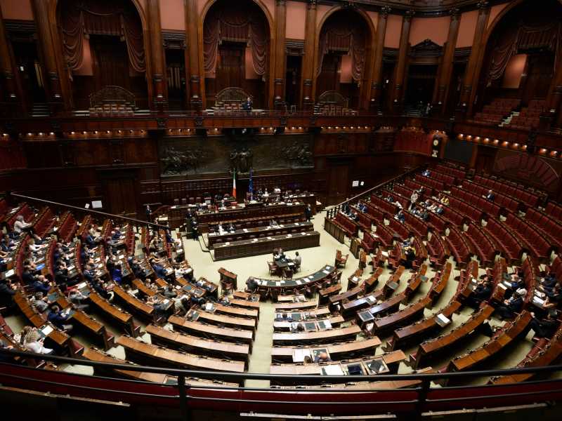 Sul fine vita decida il Parlamento, non i giudici