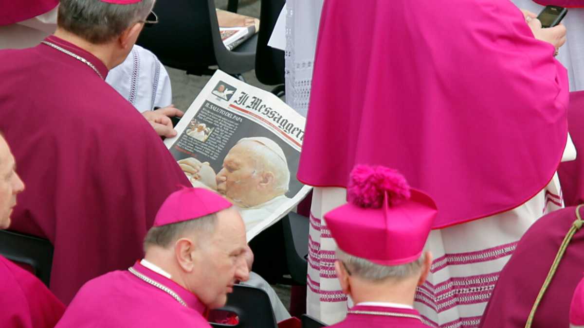 Immagine di La guerra che squassa la chiesa