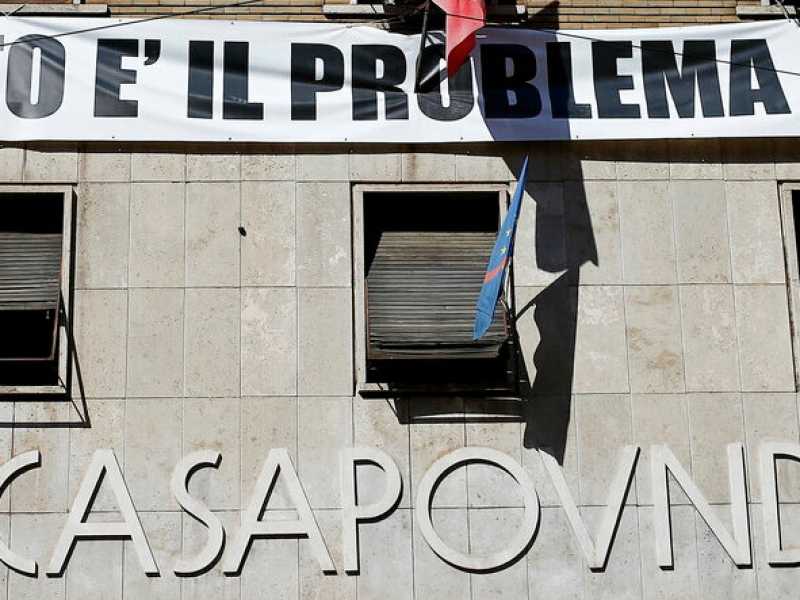La sede di CasaPound in via Napoleone III a Roma (foto LaPresse)