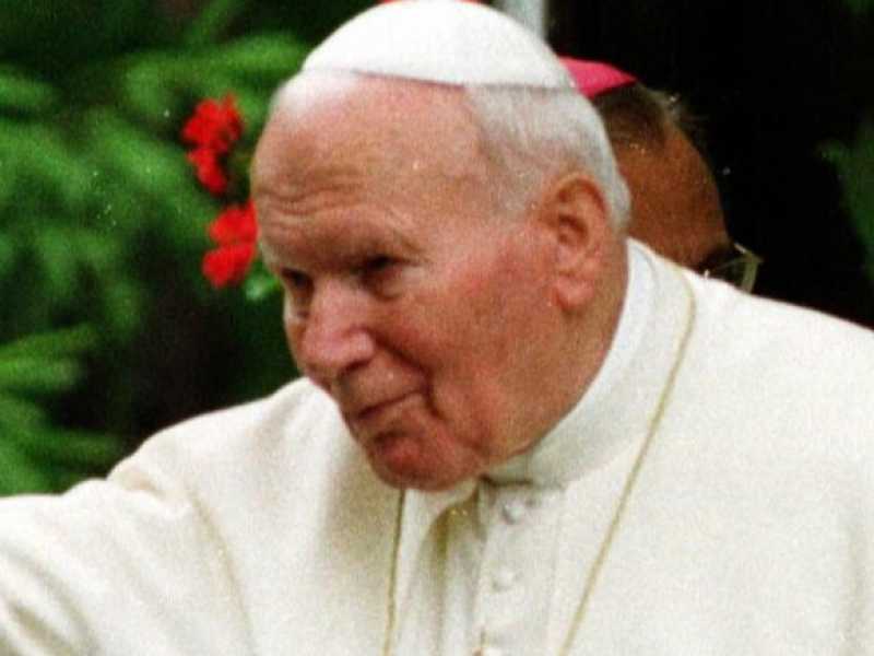 Papa Giovanni Paolo II (foto LaPresse)