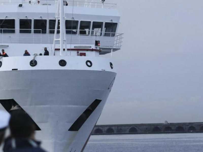 La Nave della Guardia costiera Gregoretti (foto LaPresse)