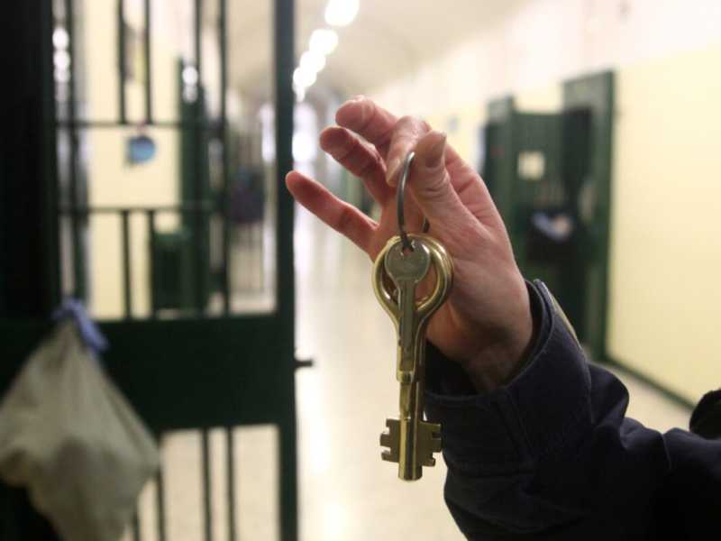 Messa nel carcere di San Vittore (LaPresse)