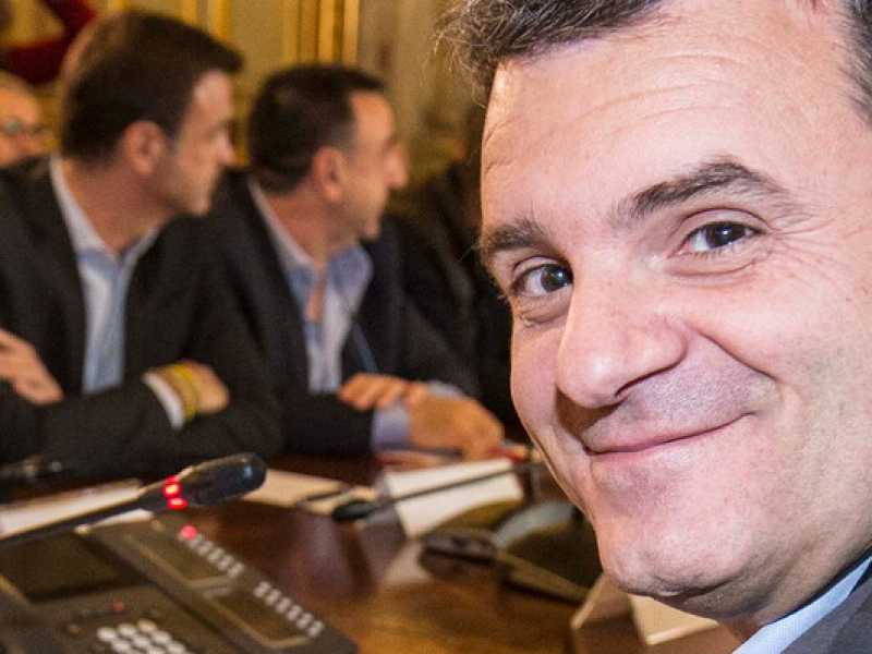 Il ministro Centinaio incontra le delegazioni dei pastori sardi al ministero dell'Agricoltura (foto LaPresse)
