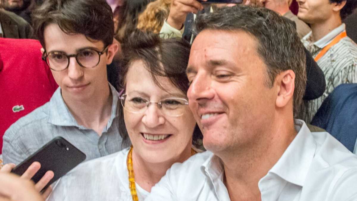 Immagine di Renzi prepara il partitoPd diviso sul votare presto