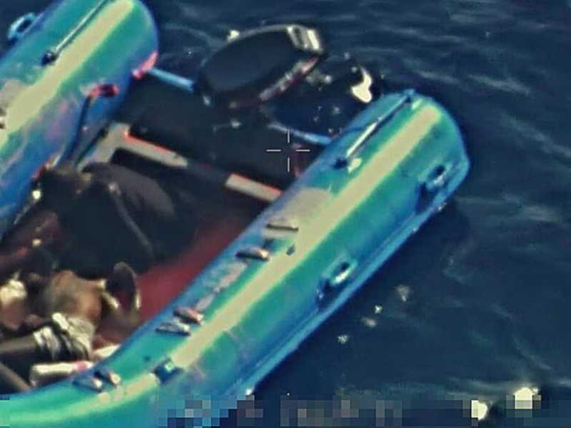 La foto condivisa dal ministro dell'Interno maltese sui social