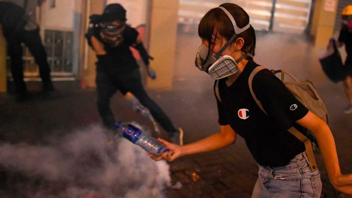 Immagine di Più che manganelli e lacrimogeni, a Hong Kong si combatte la disinformazione