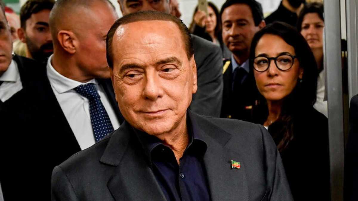 Immagine di Il capolavoro del Cav. è sbarazzarsi del Trux