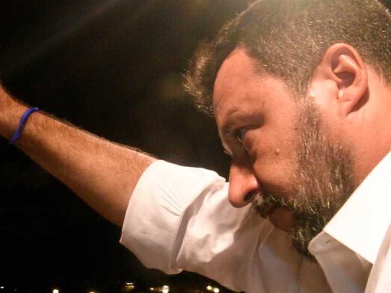 Comizio del leader della Lega Matteo Salvini a Siracusa (foto LaPresse)