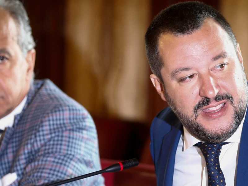 Matteo Piantedosi e Matteo Salvini (Foto LaPresse)