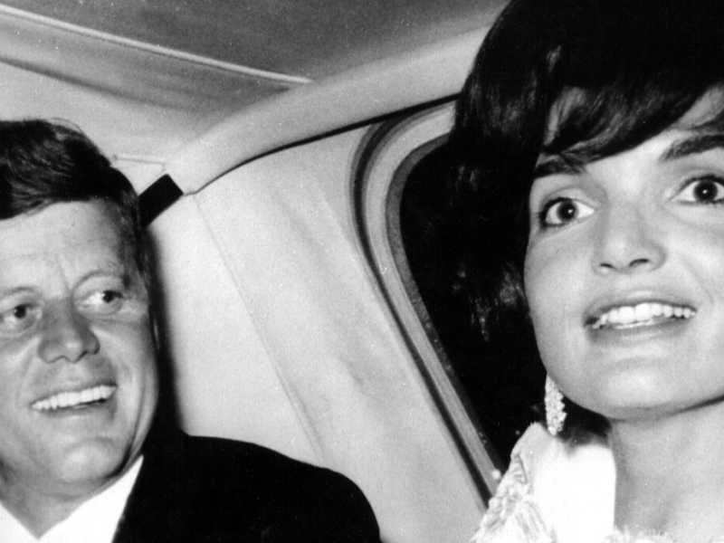 Durante gli anni da studentessa alla Georgetown University, Jackie Kennedy pass&ograve; diverso tempo in Francia (foto LaPresse)