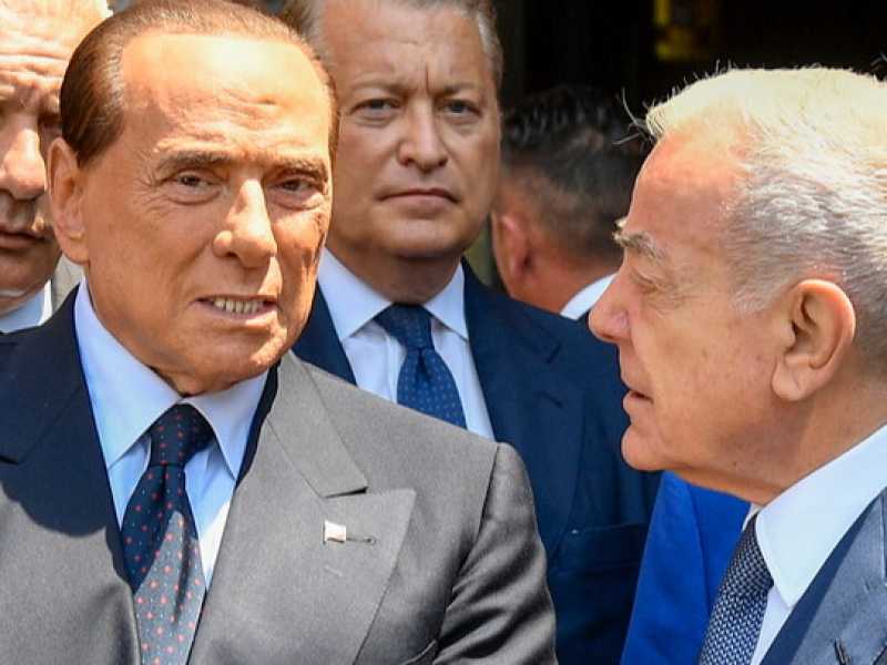 Silvio Berlusconi e Gianni Letta (foto LaPresse)