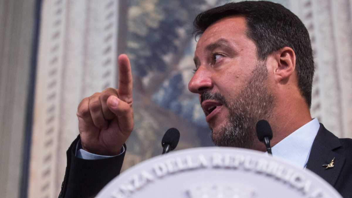 Immagine di Salvini continua a dare i numeri sui migranti