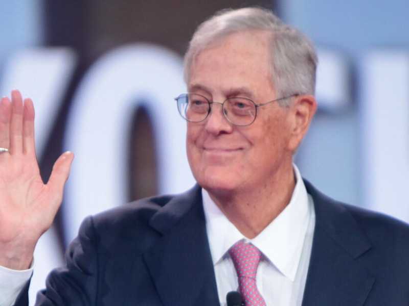 David Koch interviene al Defending the American Dream Summit (foto di Gage Skidmore, Flickr)