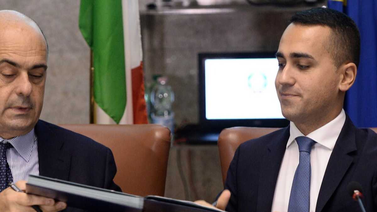 Immagine di La stabilità rosso-gialla passa dalle debolezze parallele di Zingaretti e Di Maio