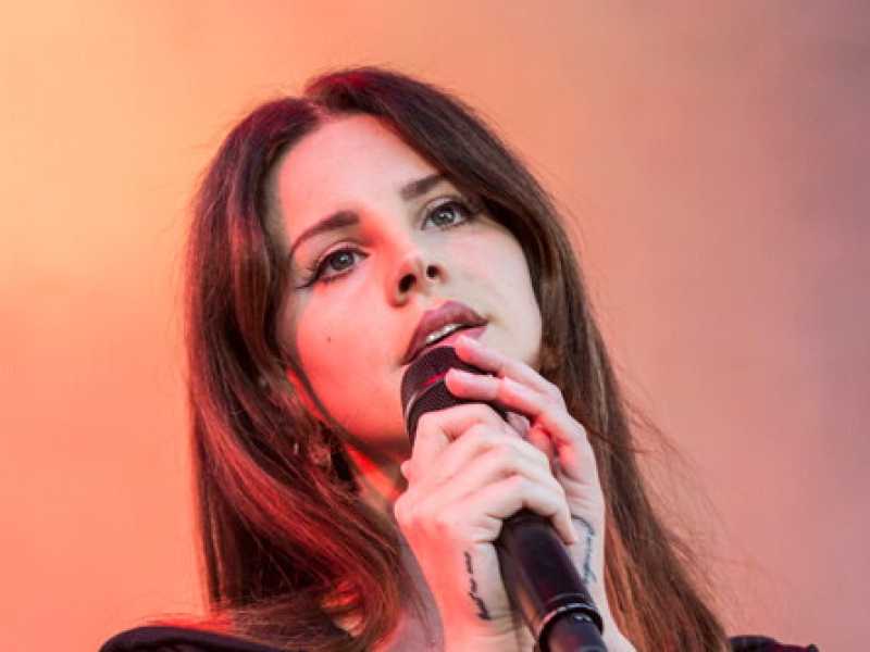 Lana Del Rey (Wikimedia Commons)