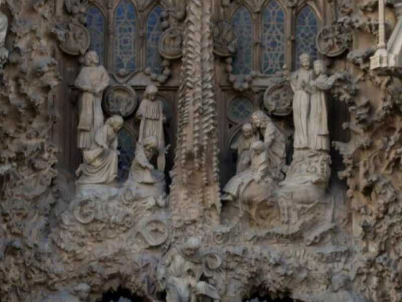 La Sagrada Familia a Barcellona (foto LaPresse)