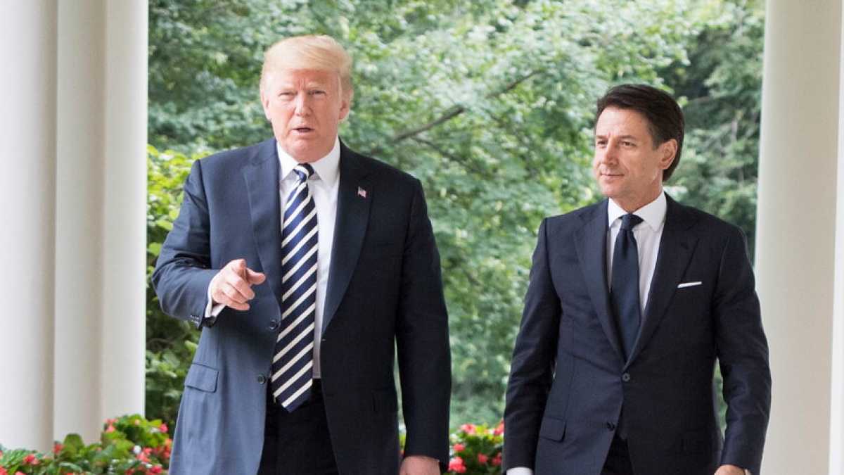 Immagine di Trump si augura che l'amico "Giuseppi Conte" torni a Palazzo Chigi