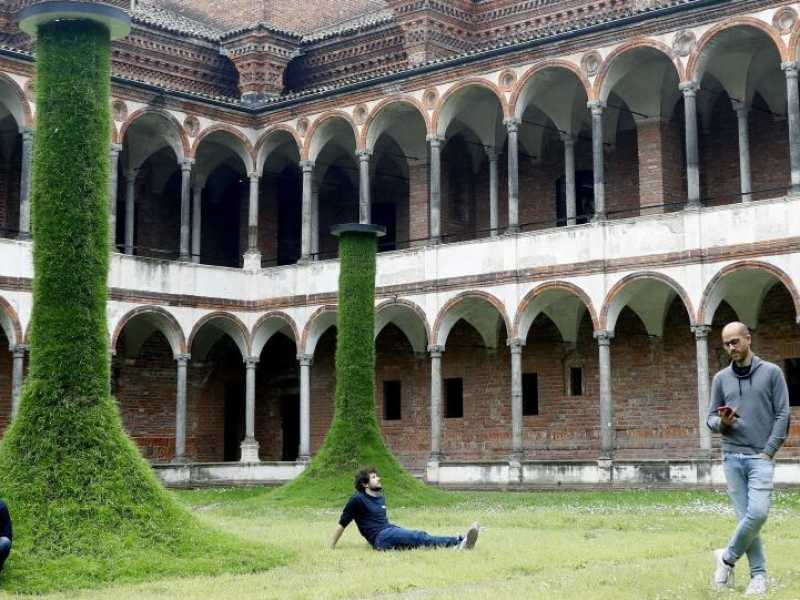 Fuorisalone 2019,  installazioni all'Universit&agrave; Statale di Milano (foto LaPresse)