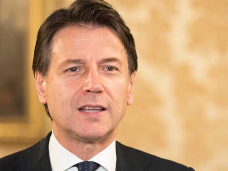 Piazza Affari incerta attende l'esito del voto di Rousseau