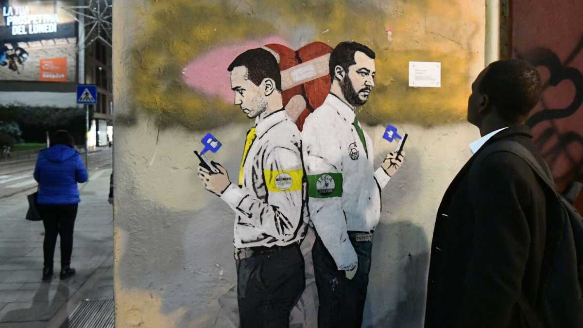 Immagine di Il bazar del consenso. I social come derivato del gioco politico