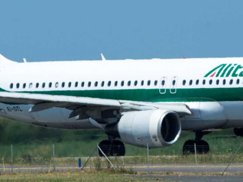 Verso il sesto rinvio delle offerte vincolanti per il salvataggio di Alitalia