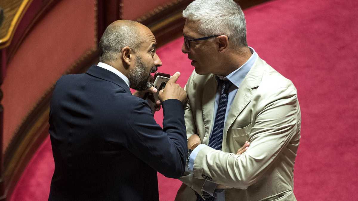 Immagine di I litigi nel M5s e la cafonaggine di Salvini