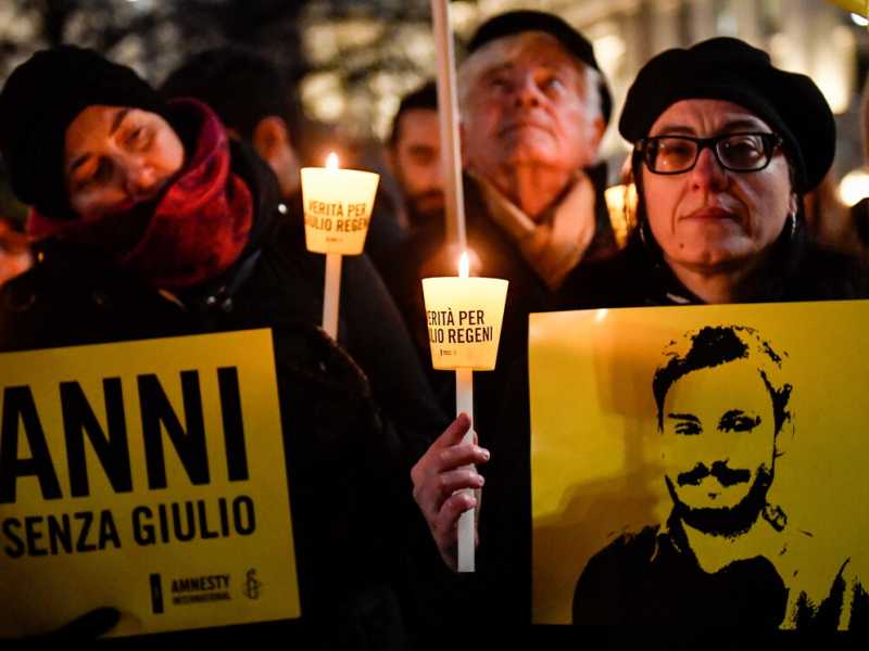 3 anni dalla morte di Giulio Regeni, la fiaccolata a Milano(Foto LaPresse)