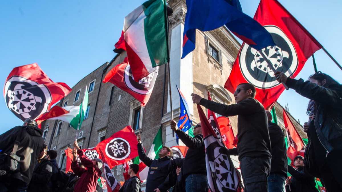 Immagine di Viaggio nel paradosso della rete. Oltre il caso Facebook-CasaPound