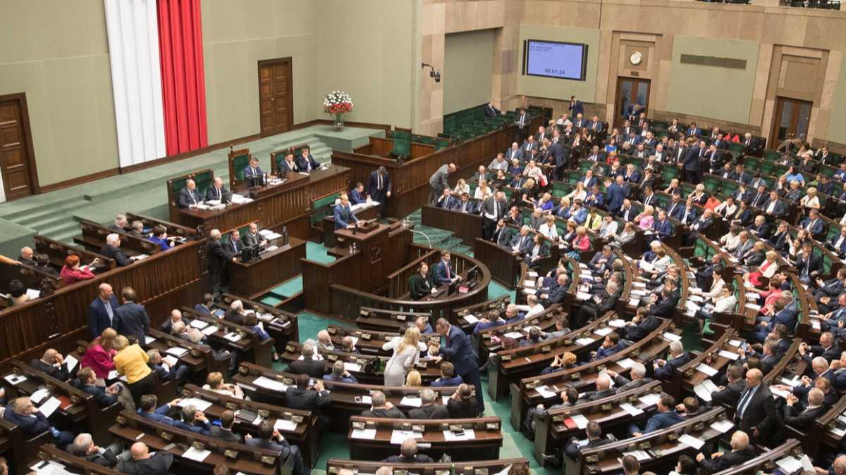 Immagine di La mania di chiudere i Parlamenti