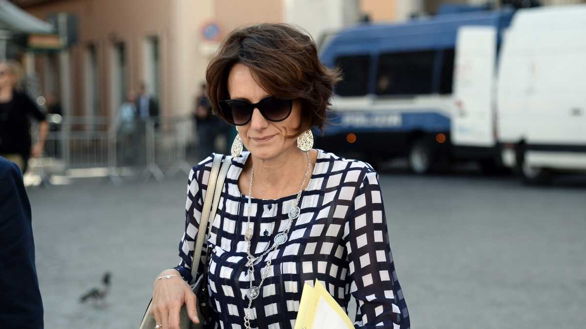 Immagine di Il cassetto di Elena Bonetti (e il suo cilindro?)