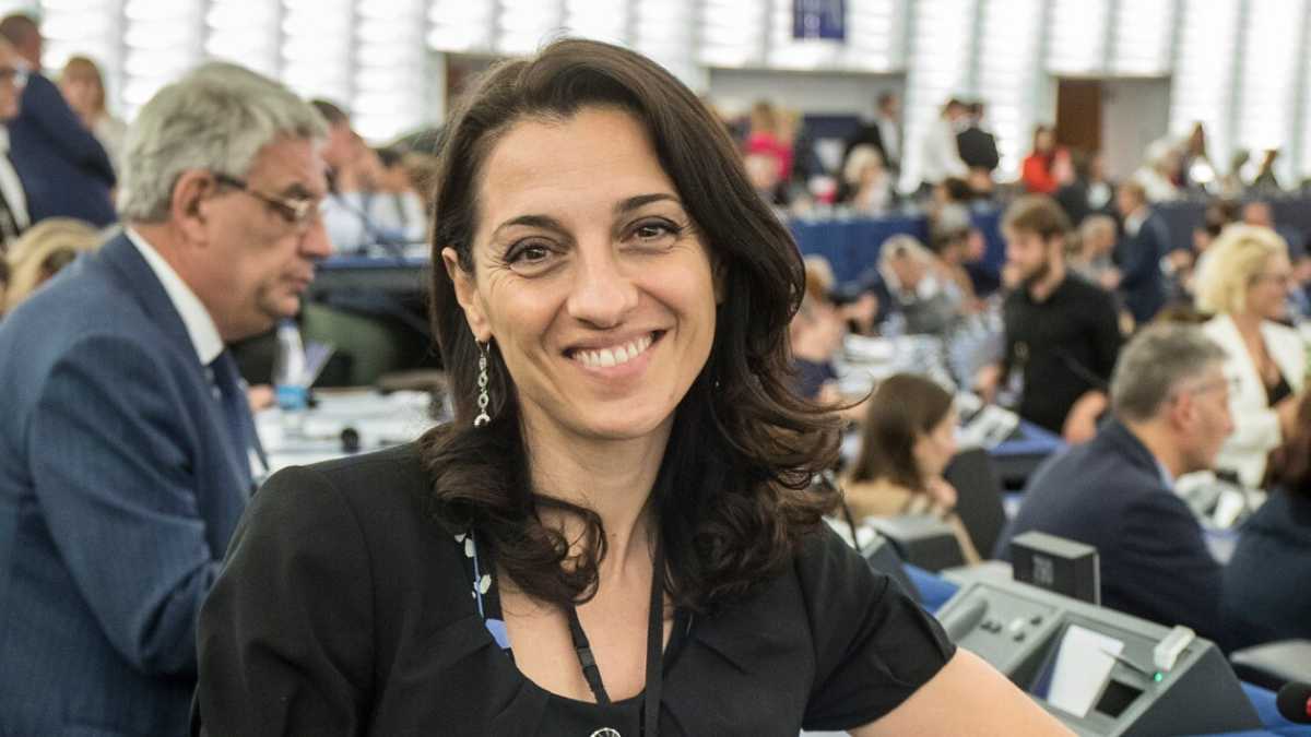 Immagine di “Per sconfiggere i populisti bisogna essere europeisti più convincenti”, ci dice Tinagli