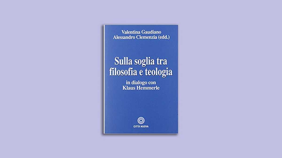 Immagine di Sulla soglia tra filosofia e teologia