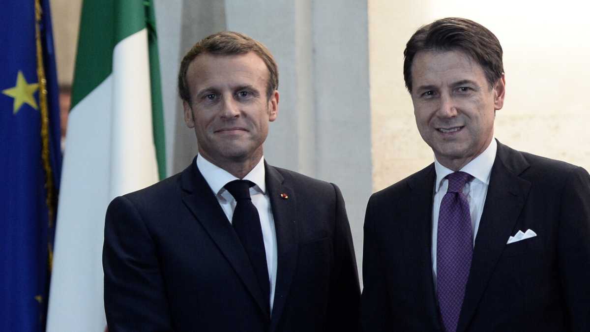 Immagine di Elogio del pazzo macronismo all’italiana