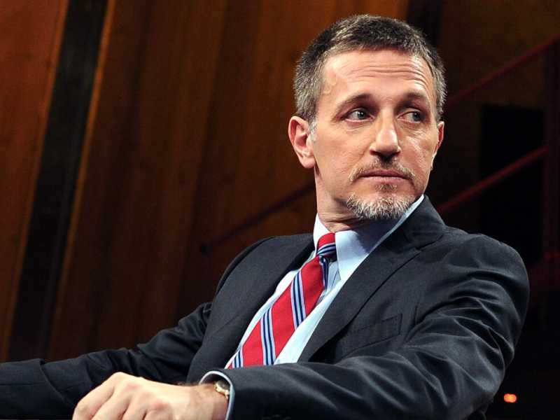 Massimo Giannini alla conduzione di Ballar&ograve; nel 2014 (LaPresse)