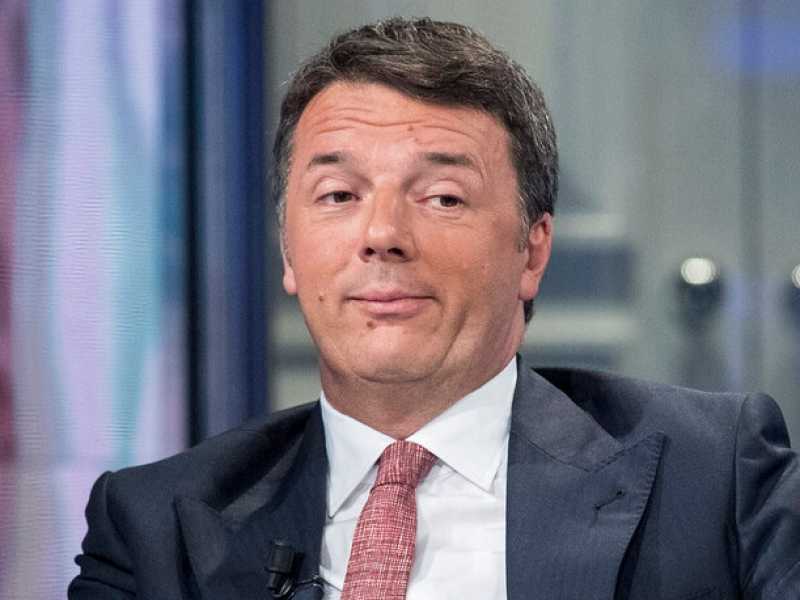 Matteo Renzi ospite a "Porta a Porta" (foto LaPresse)